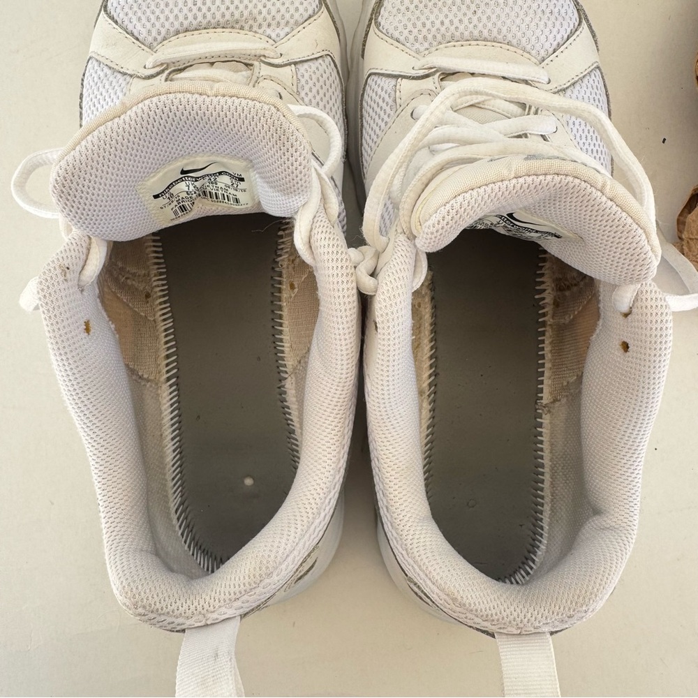 Nike Air Max Muse Sneakers Women's 10 - Picture 9 of 13